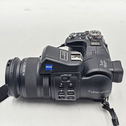 Sony DSC-F828 8.1MP Digital SLR DSLR Camera