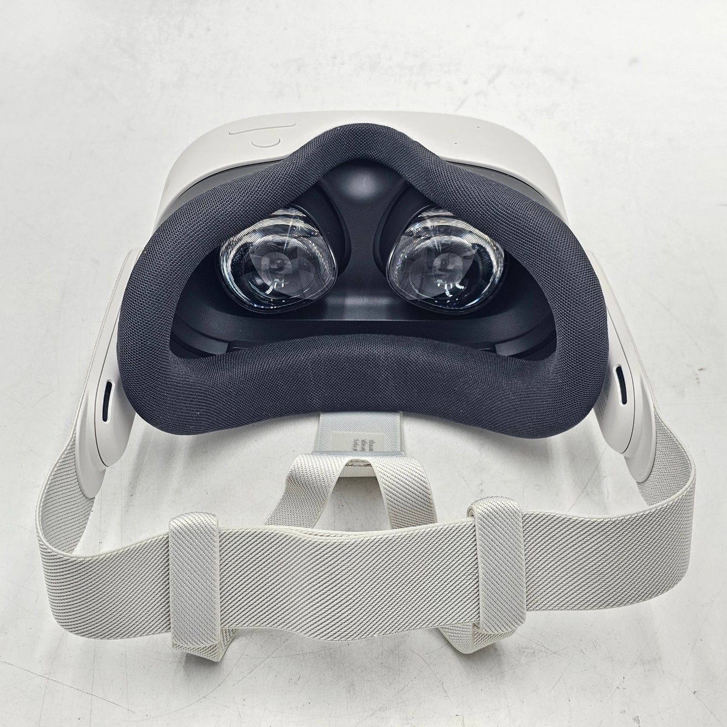 Meta Quest 3S 128GB Standalone All-in-One VR Headset MH-B