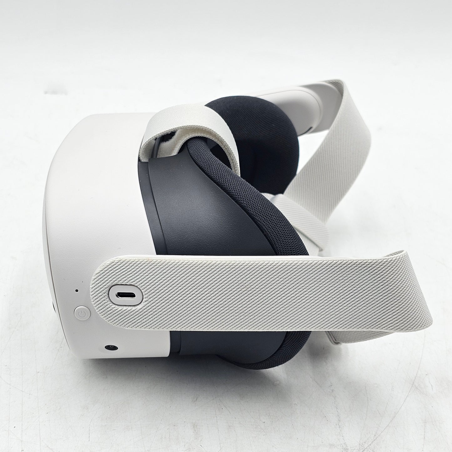 Meta Quest 3S 128GB Standalone All-in-One VR Headset MH-B