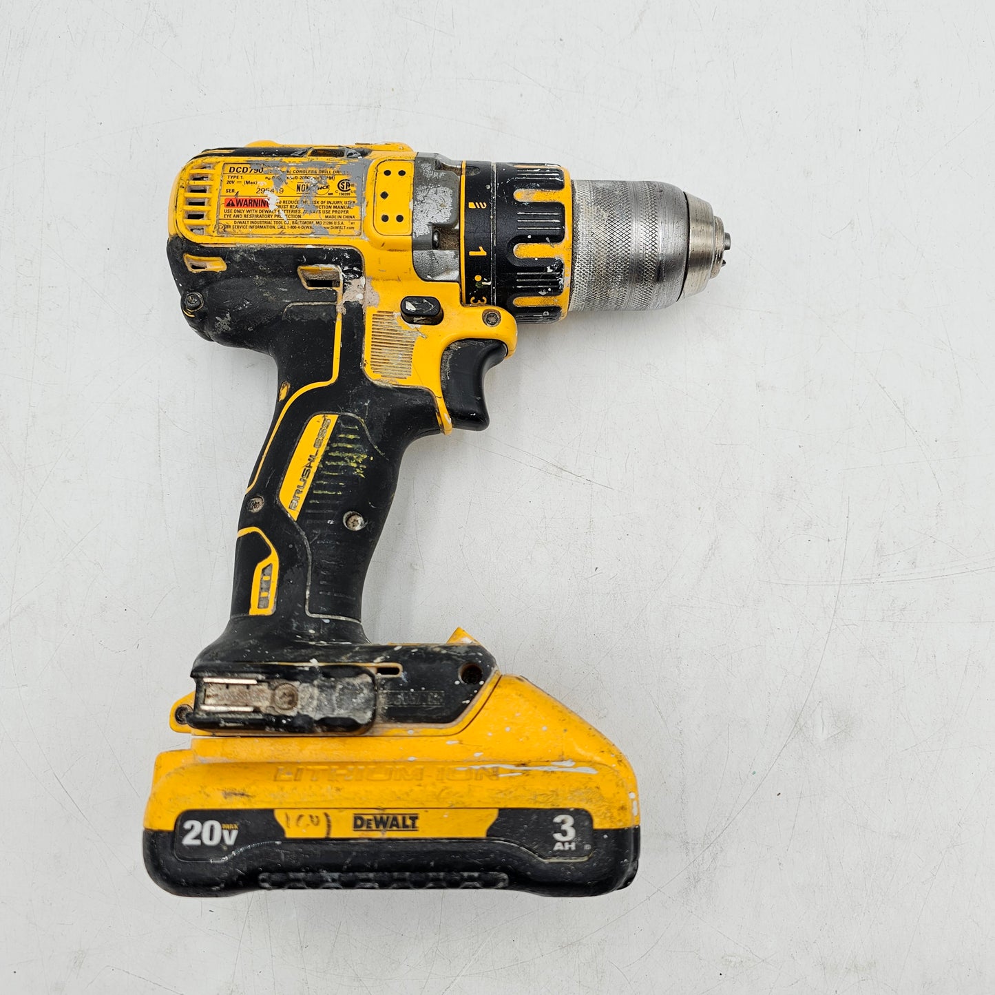 DeWalt DCD790 20V MAX 1/2" (13mm) Cordless Drill Driver