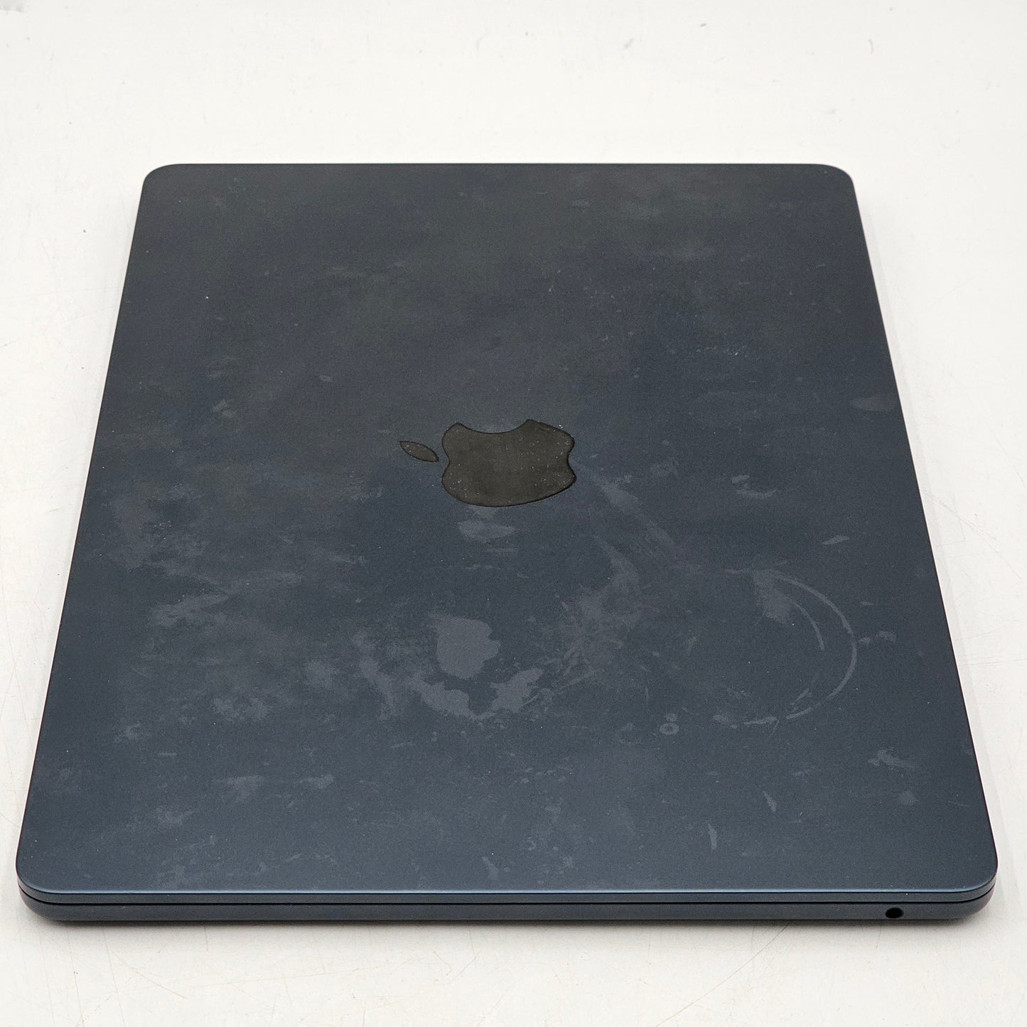 2022 Apple MacBook Air 13.6" M2 8C GPU 3.5GHz 8GB RAM 256GB SSD A2681