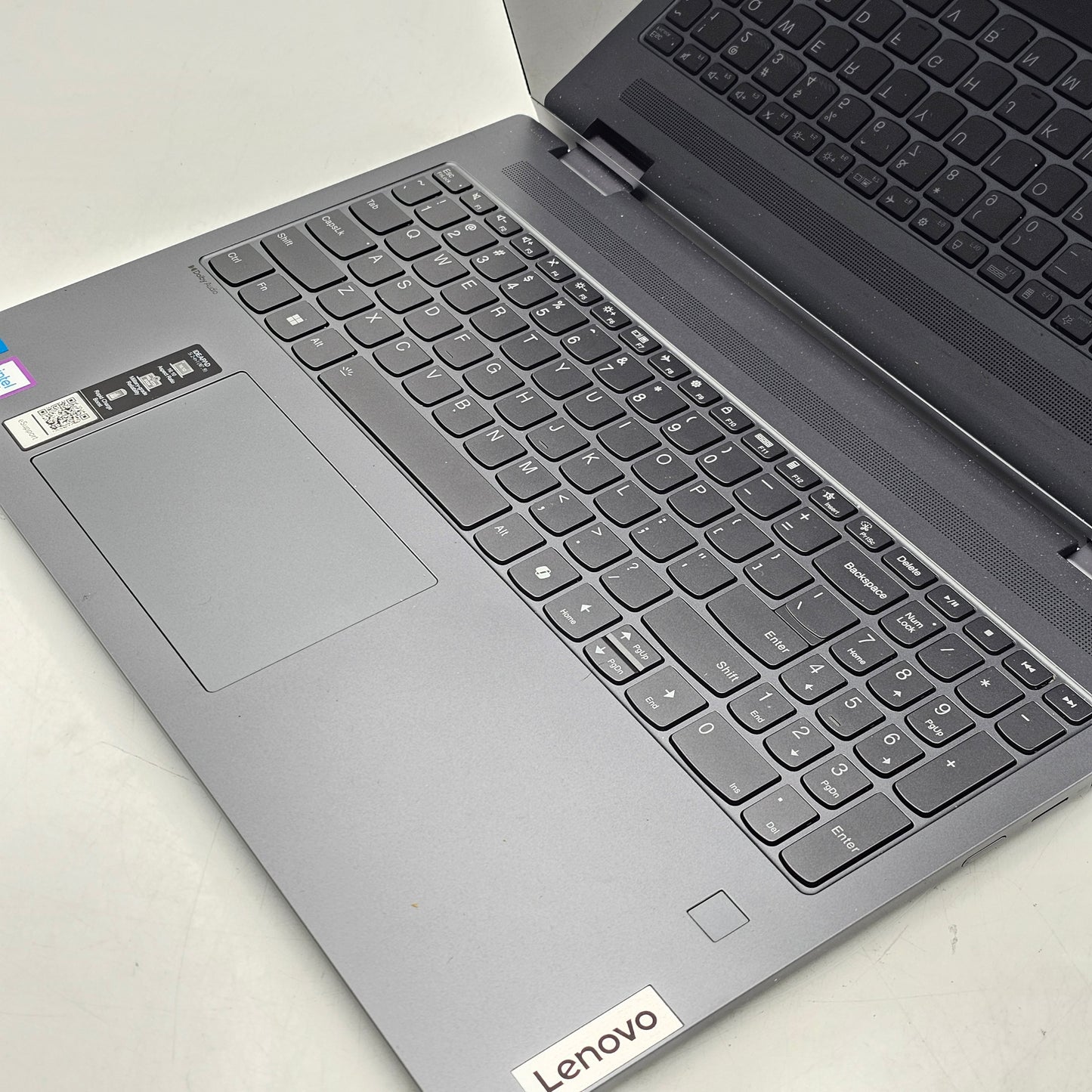 Lenovo IdeaPad 5 2-in-1 16IRU9 16" i5-120U 1.6GHz 16GB RAM 512GB SSD