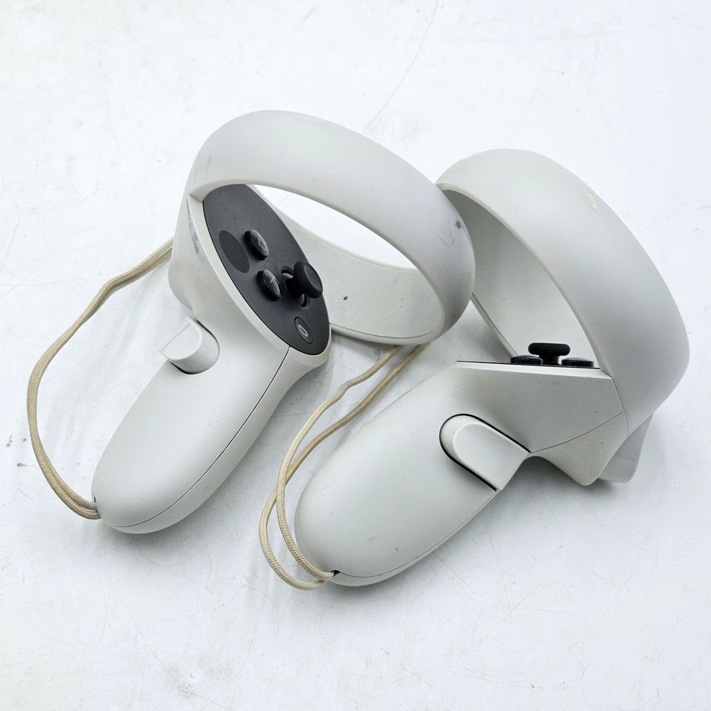 Meta Quest 2 128GB Standalone All-in-One VR Headset KW49CM