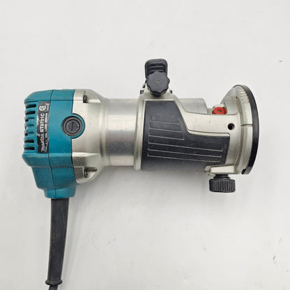Makita RT0701CX7 120V 1-1/4 HP Compact Router Kit