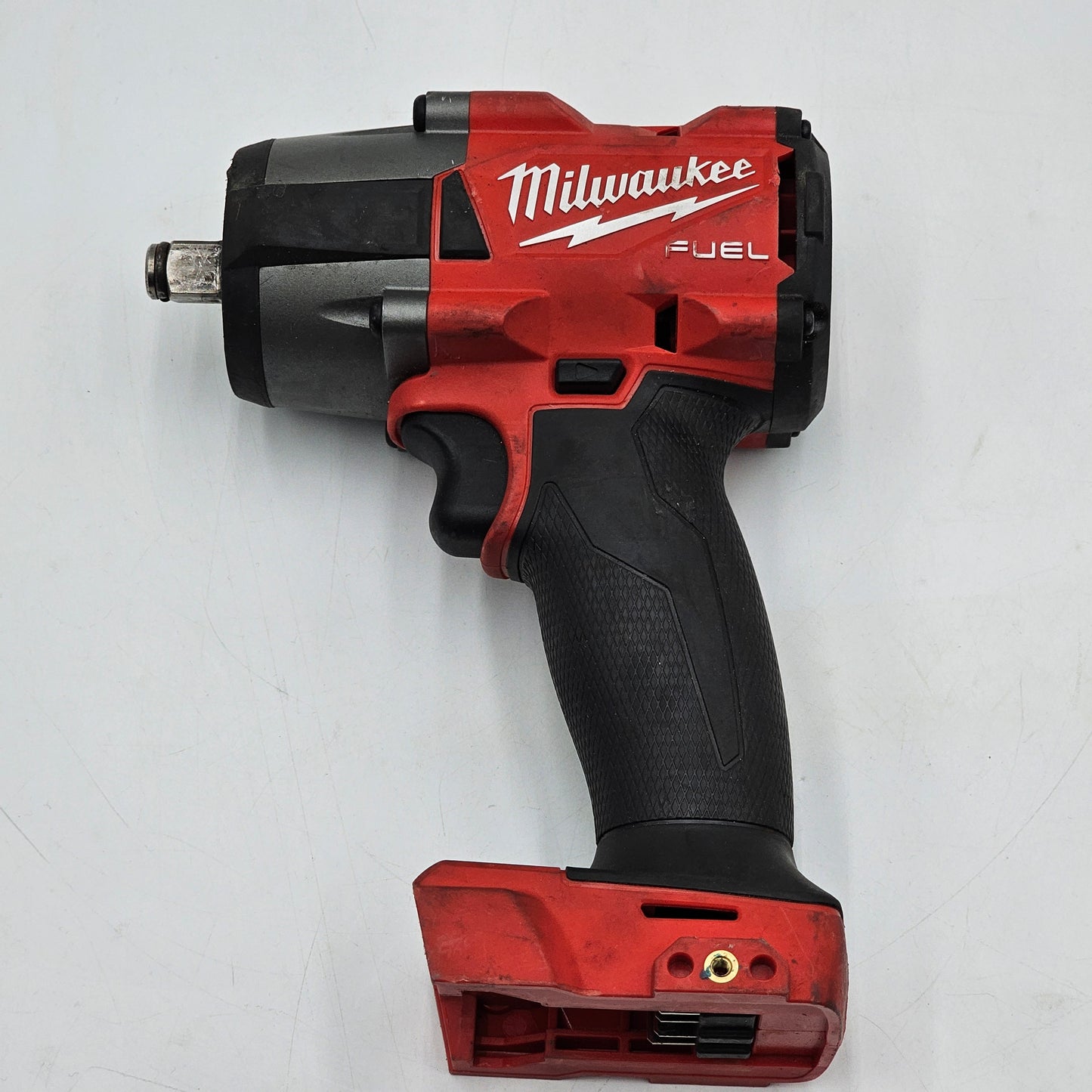 Milwaukee 2962-20 M18 18V Mid-Torque Impact Wrench