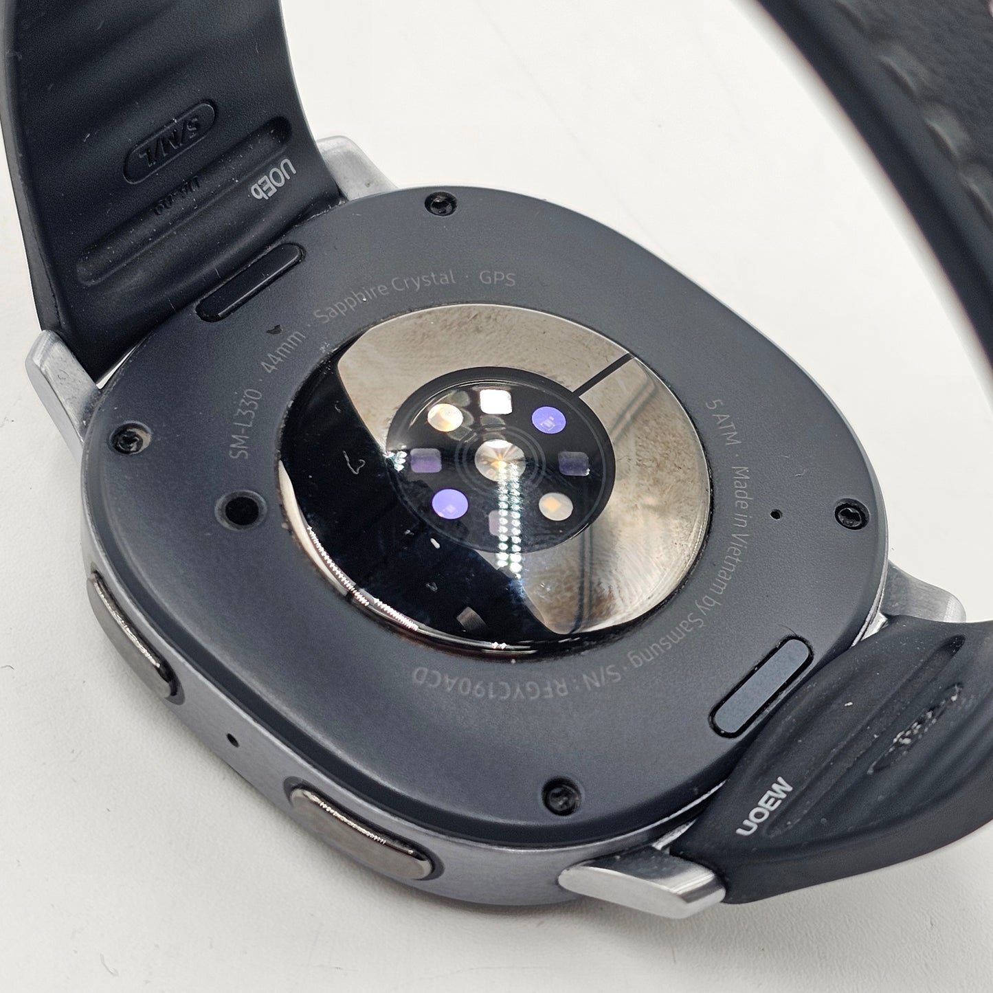 GPS Only Samsung Galaxy Watch8 Armor Aluminum SM-L320NDAAXAA