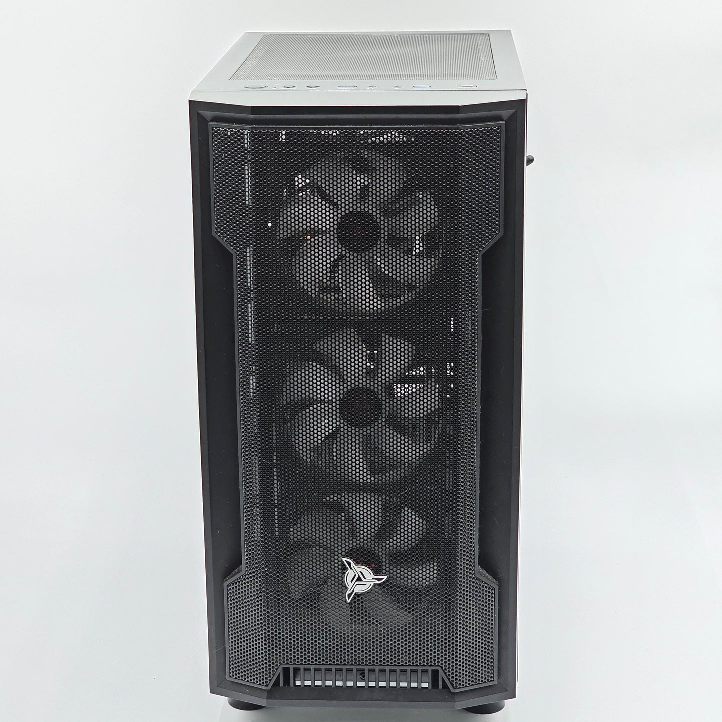 Skytech Gaming Shadow 4 i5-13400f 2.50GHz 32GB RAM 1TB SSD GeForce RTX 4060 Ti