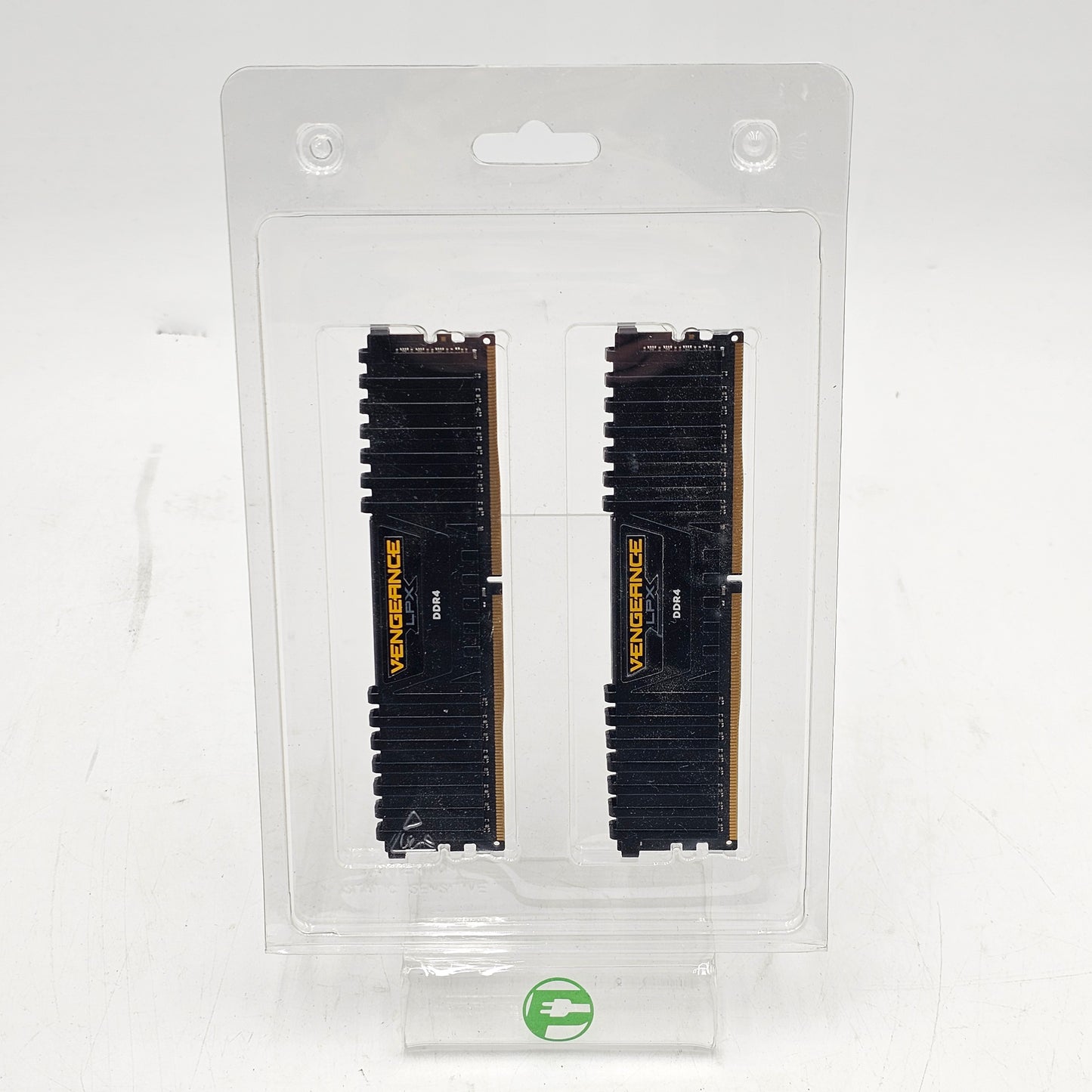 G.Skill RipJaws 16GB (2x8GB) RAM DDR4 3200MHz CMK16GX4M2B3000C15