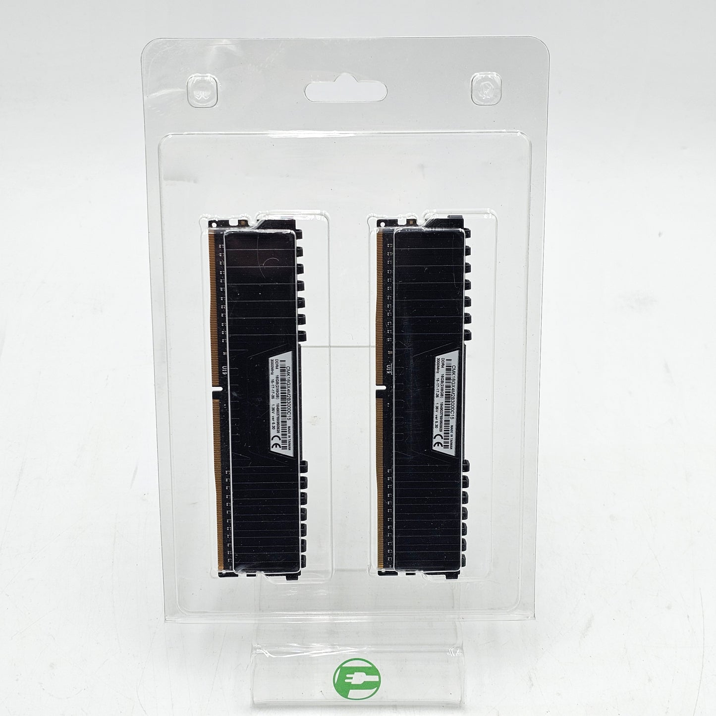 G.Skill RipJaws 16GB (2x8GB) RAM DDR4 3200MHz CMK16GX4M2B3000C15