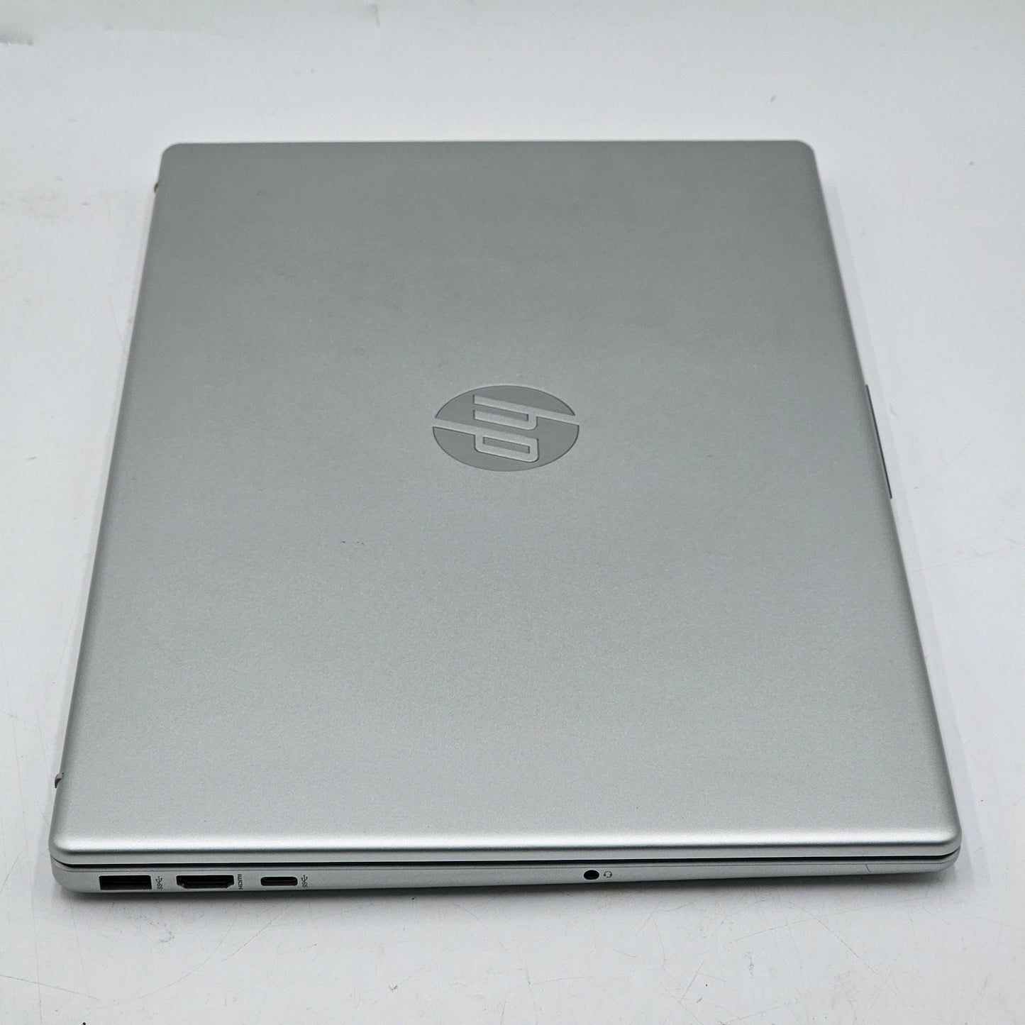 HP NoteBook HP 15-FC0399NR 15.6" Ryzen 3 7320U 2.4GHz 6GB RAM 256GB SSD