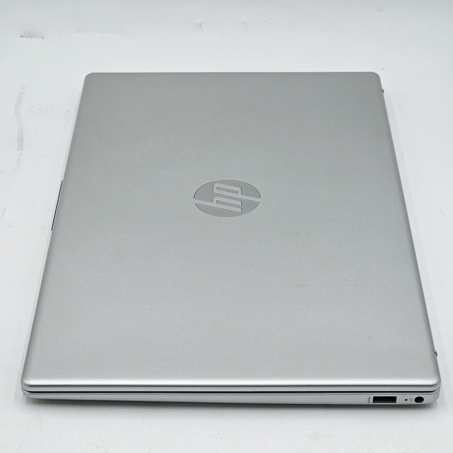 HP NoteBook HP 15-FC0399NR 15.6" Ryzen 3 7320U 2.4GHz 6GB RAM 256GB SSD