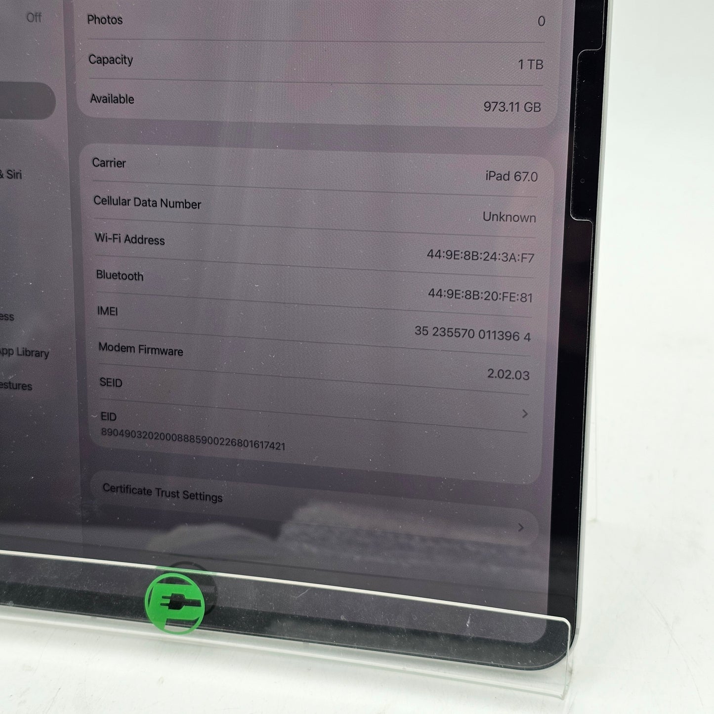 Unlocked Apple iPad Pro 13" M5 1TB Silver ME8F4LL/A