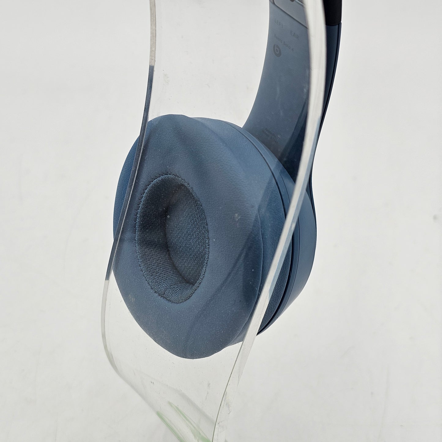 Beats Solo4 Wireless Over-Ear Bluetooth Headphones Ocean Blue MUW43LL/A