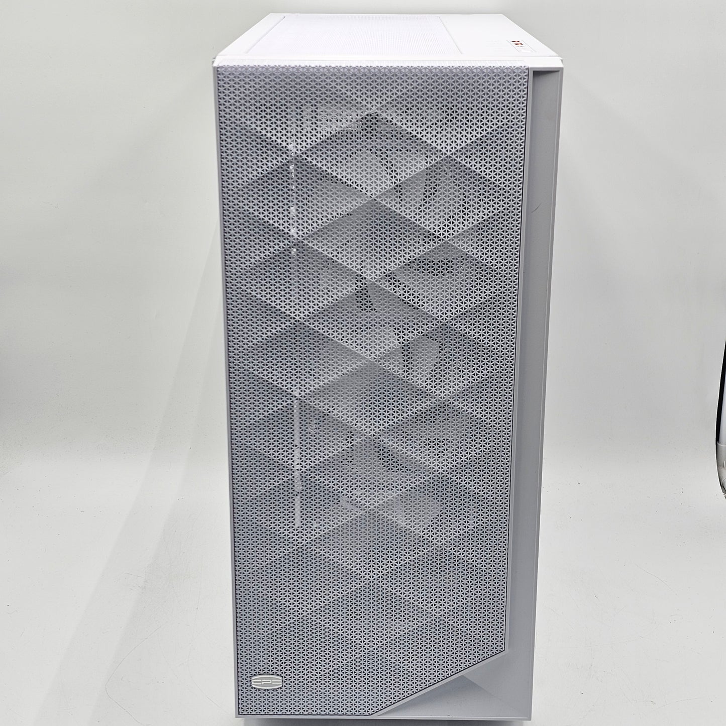 Cooler Master Custom PC Ryzen 5 9600X 3.90GHz 16GB RAM 1TB SSD GeForce RTX 5070