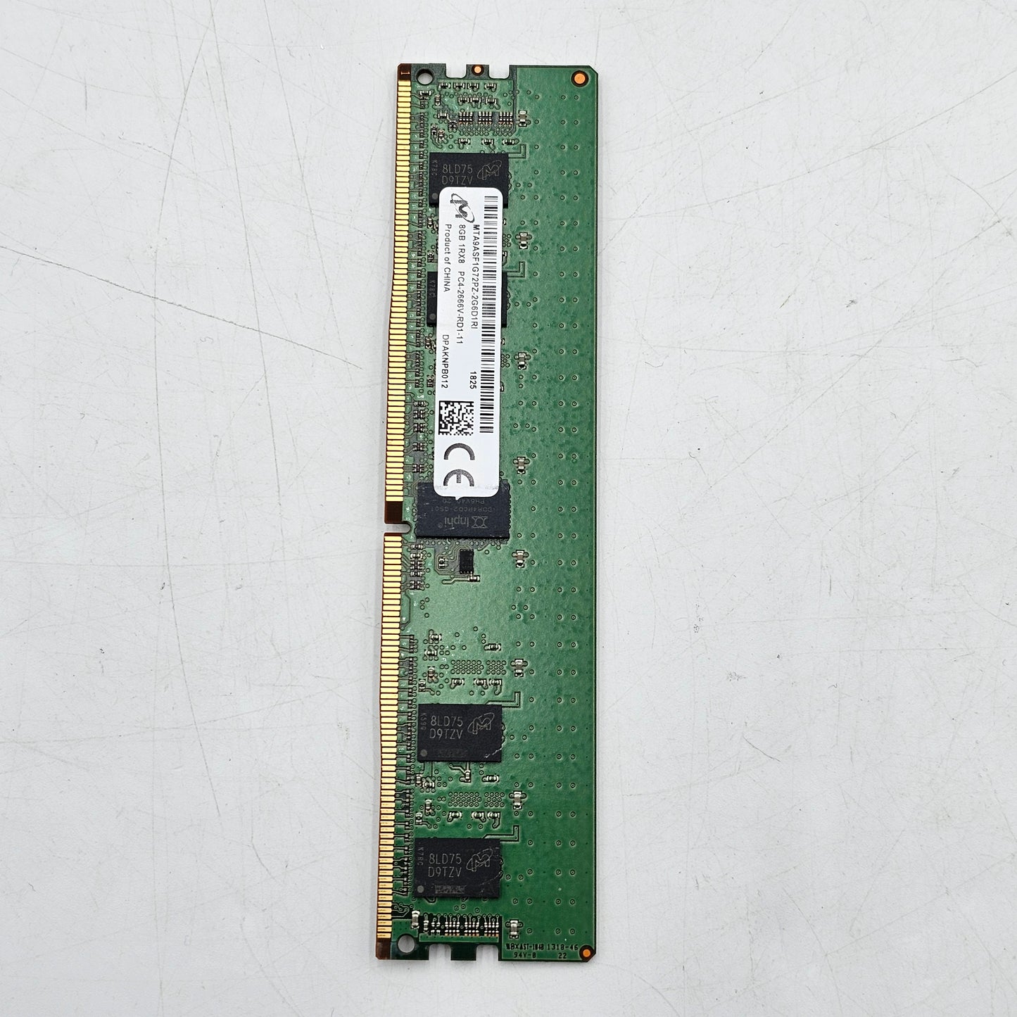 Micron MTA9ASF1G72PZ-2G6D1 825 8GB (1x8GB) RAM DDR4 2666MHz