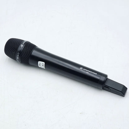 Sennheiser MD42 AVX 40Hz - 15kHz Broadcast Dynamic Microphone