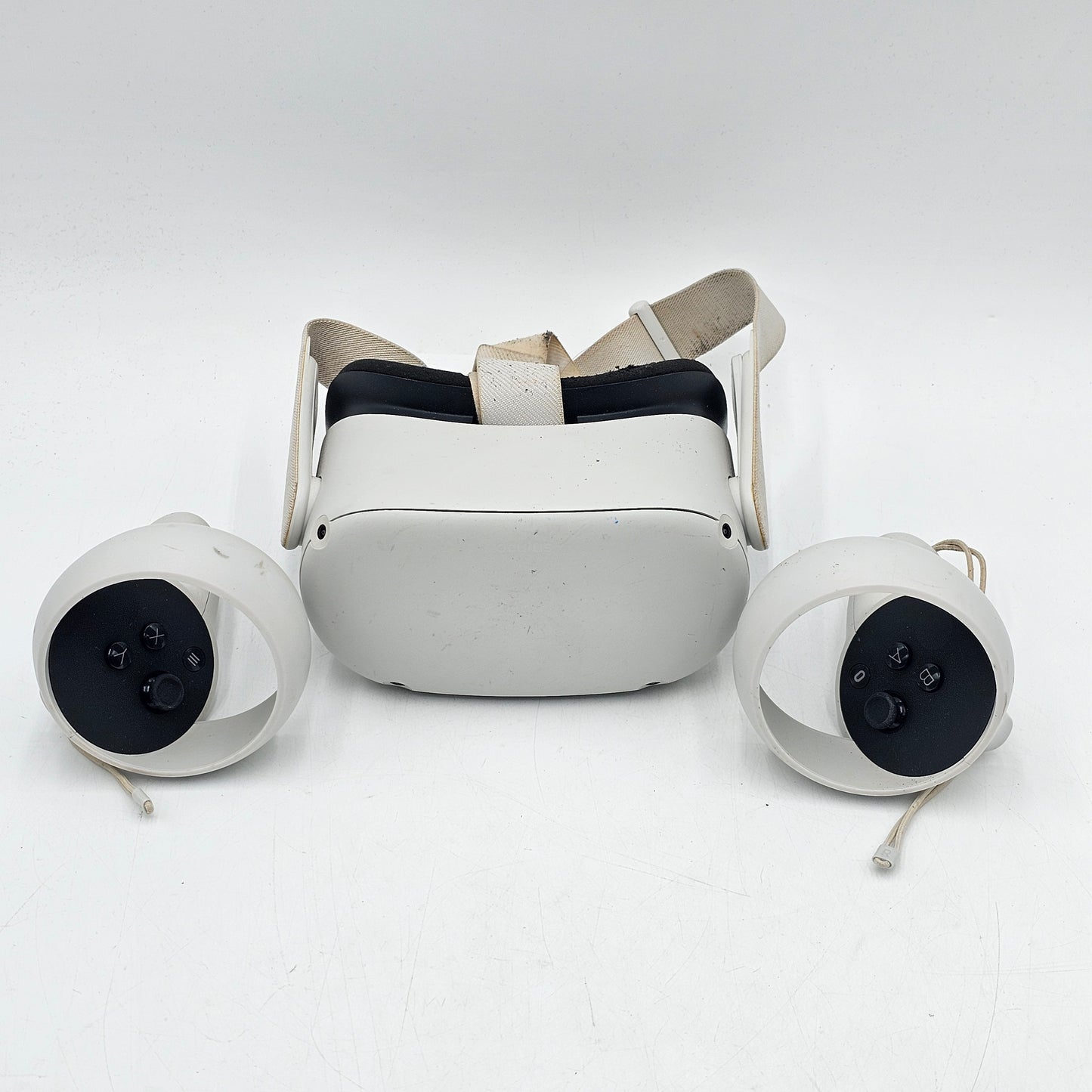 Meta Quest 2 128GB Standalone All-in-One VR Headset KW49CM