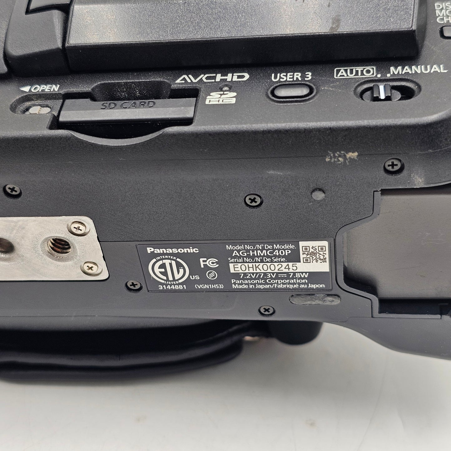 Panasonic 3MOS HD Camcorder AG-HMC40P