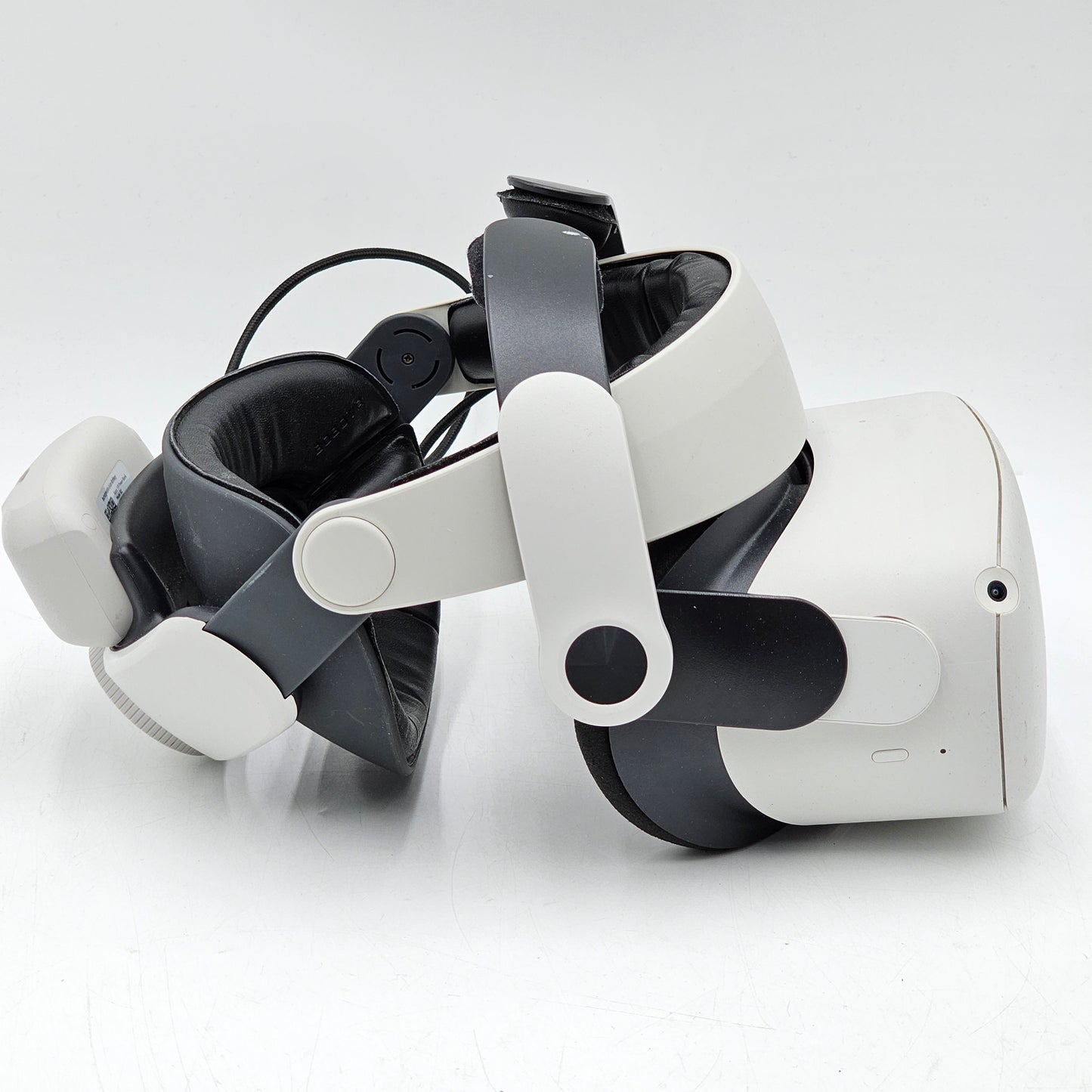 Meta Quest 2 128GB Standalone All-in-One VR Headset KW49CM