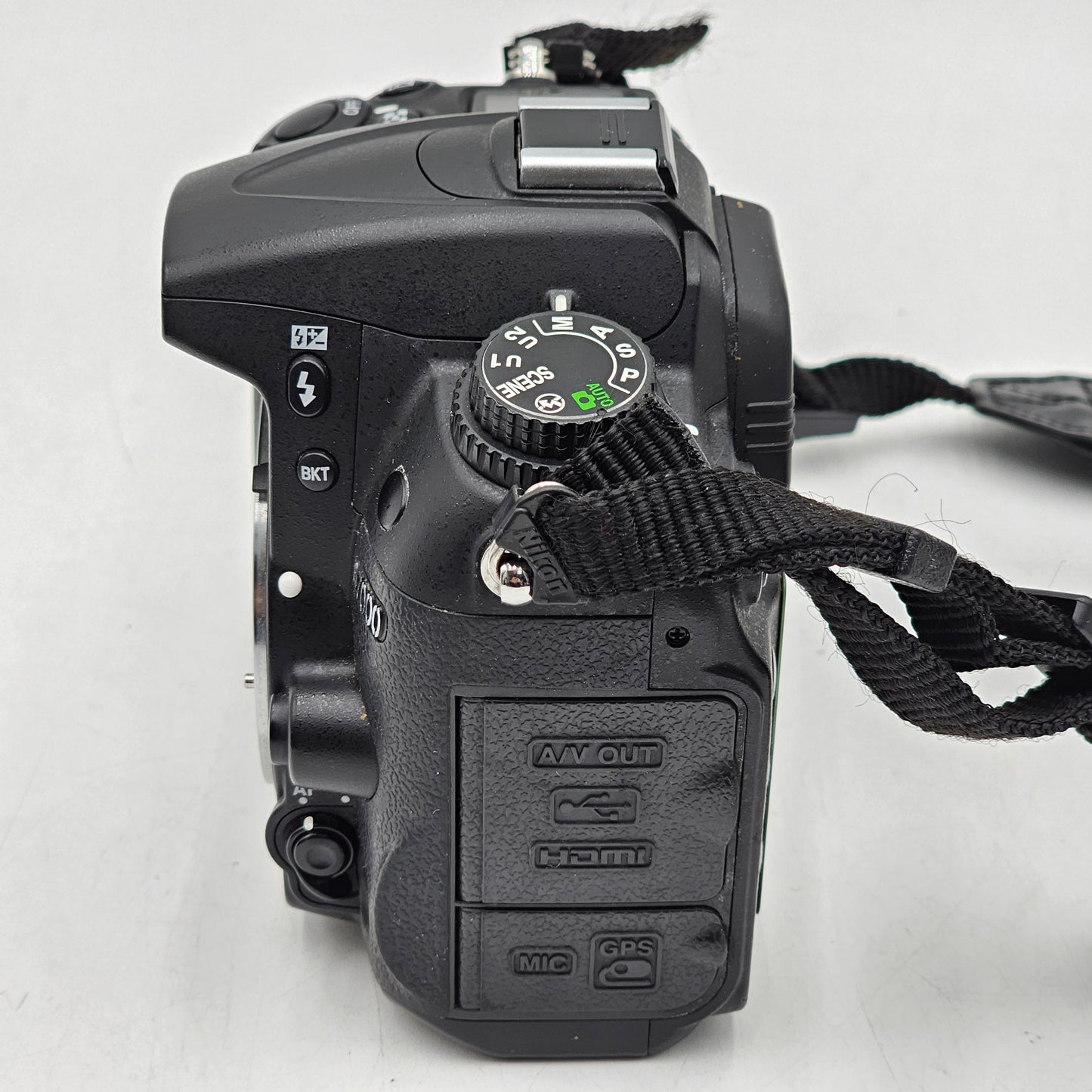 Nikon D7000 16.2MP Digital SLR DSLR Camera