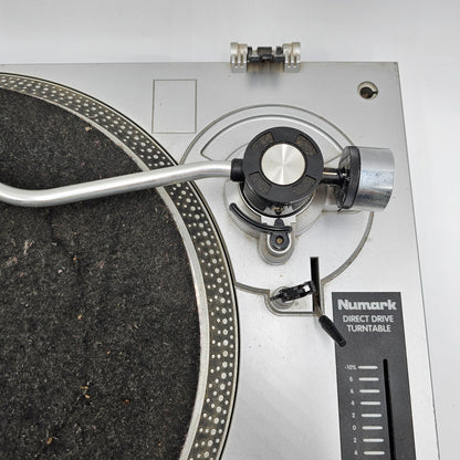 Numark TT-1520 Turntable