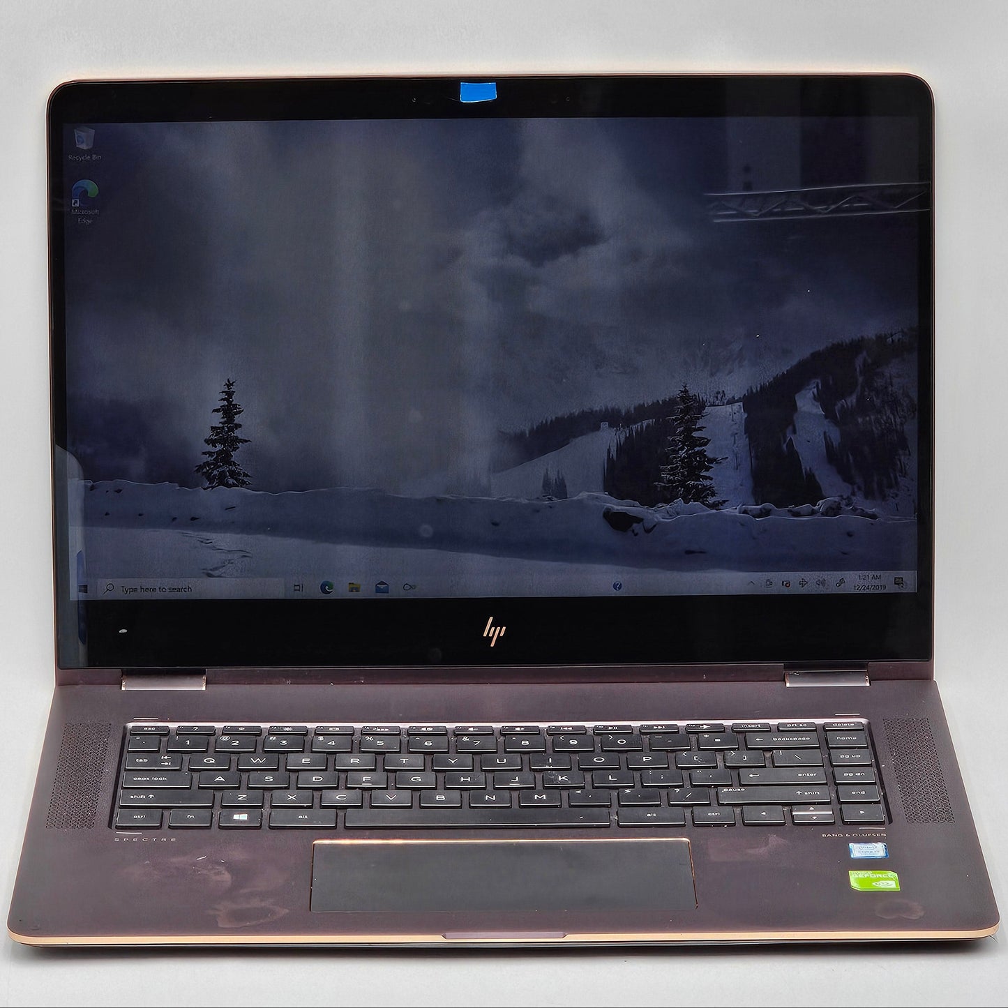 HP Spectre x360 8265NGW 13.3" i7-7500U 2.7GHz 16GB RAM 500GB SSD GeForce 940MX