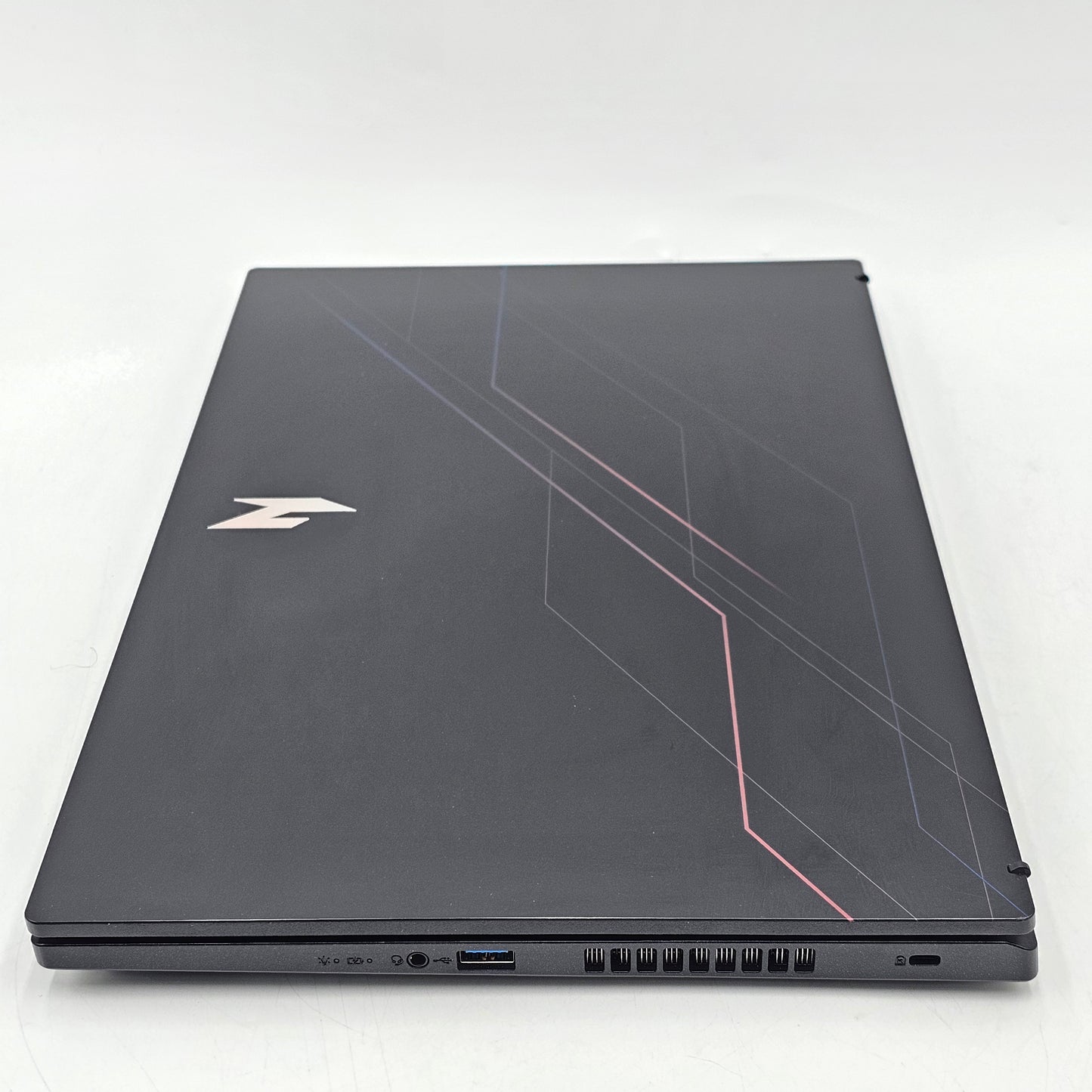 Acer Nitro V 15 ANV15-52 15.6" i5-13420H 2.1GHz 16GB RAM 1TB SSD RTX 5050