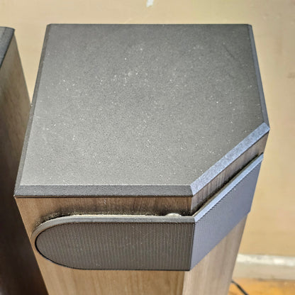 Bose 501 Series V Direct Reflecting Speakers