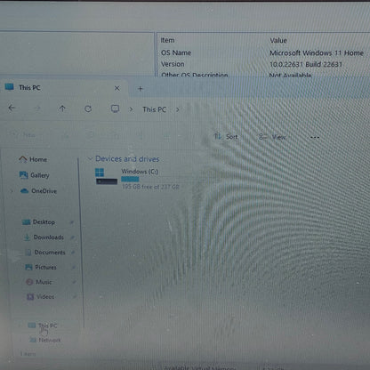HP Laptop 17-CP2033DX 17.3" Ryzen 3 7320U 2.4GHz 8GB RAM 250GB SSD