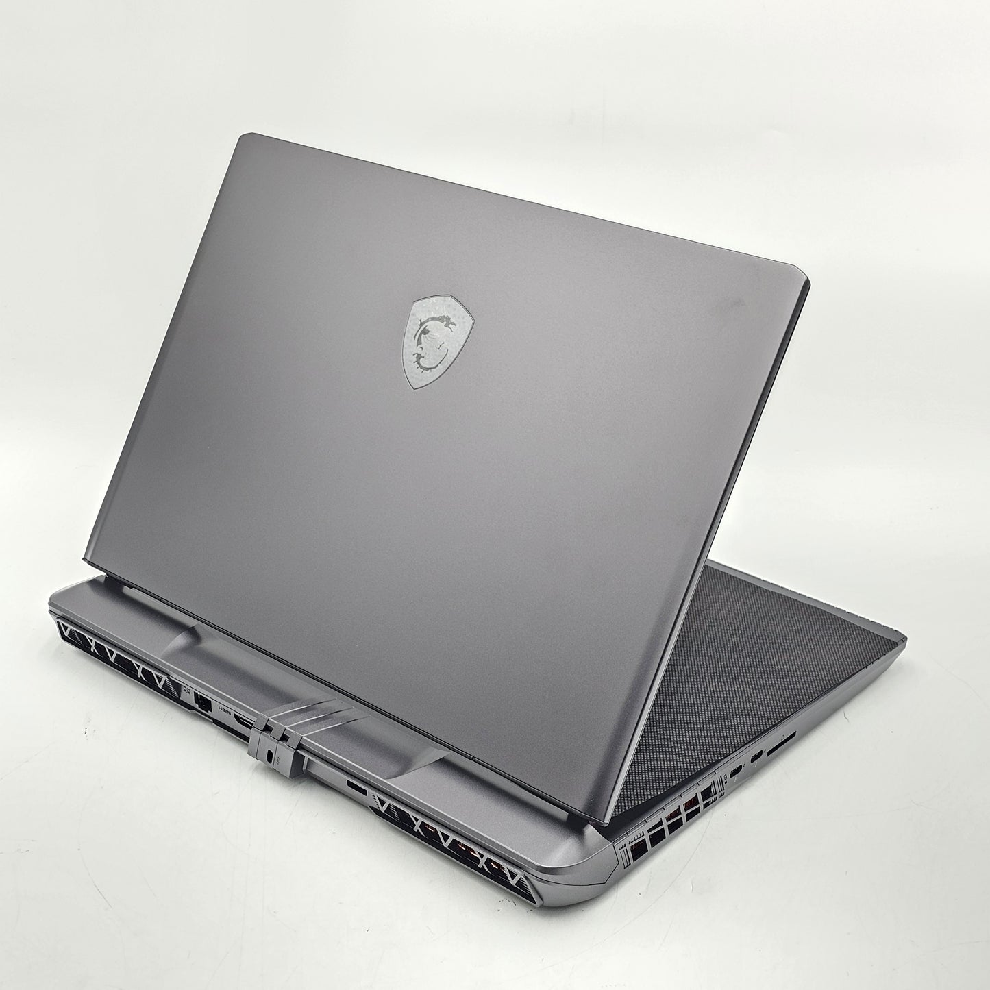 New MSI Vector 16 HX AI 16" Ultra 7 255HX 1.8GHz 16GB RAM 1TB SSD RTX 5070 Ti