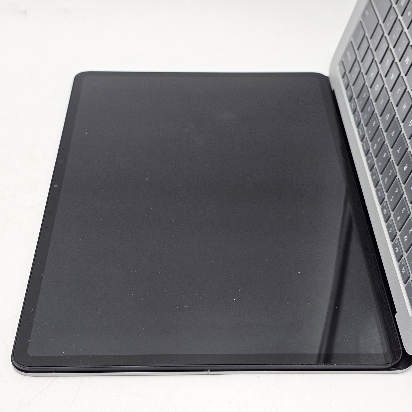 Microsoft Surface Laptop Studio 1 1964 14.4" i5-11300H 3.1GHz 16GB RAM 256GB SSD