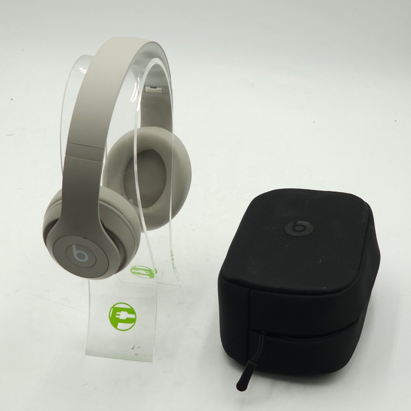 Beats Studio Pro Wireless Over-Ear Bluetooth Headphones Sandstone