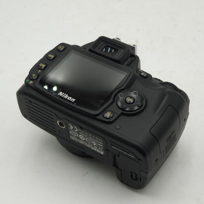 Nikon D40 6.1MP Digital Camera