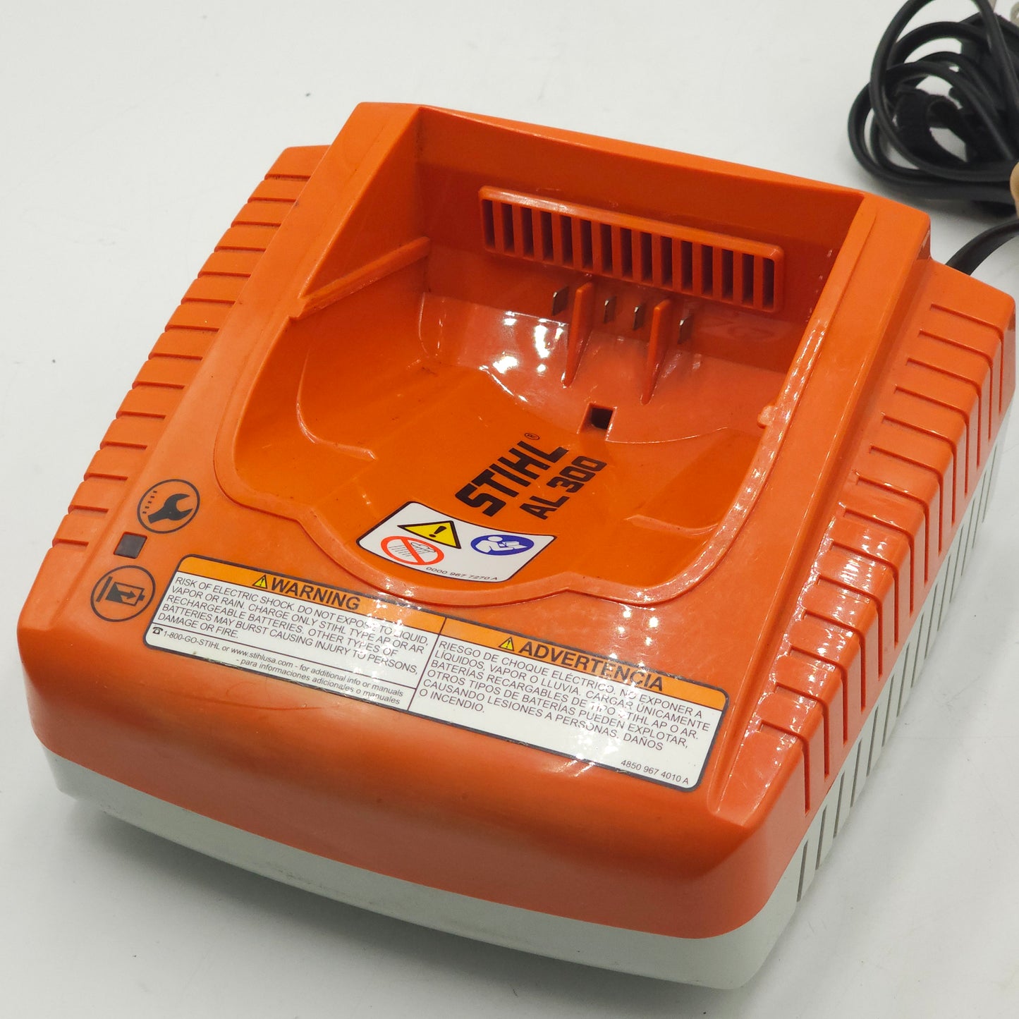 STIHL AL Battery Charger 300