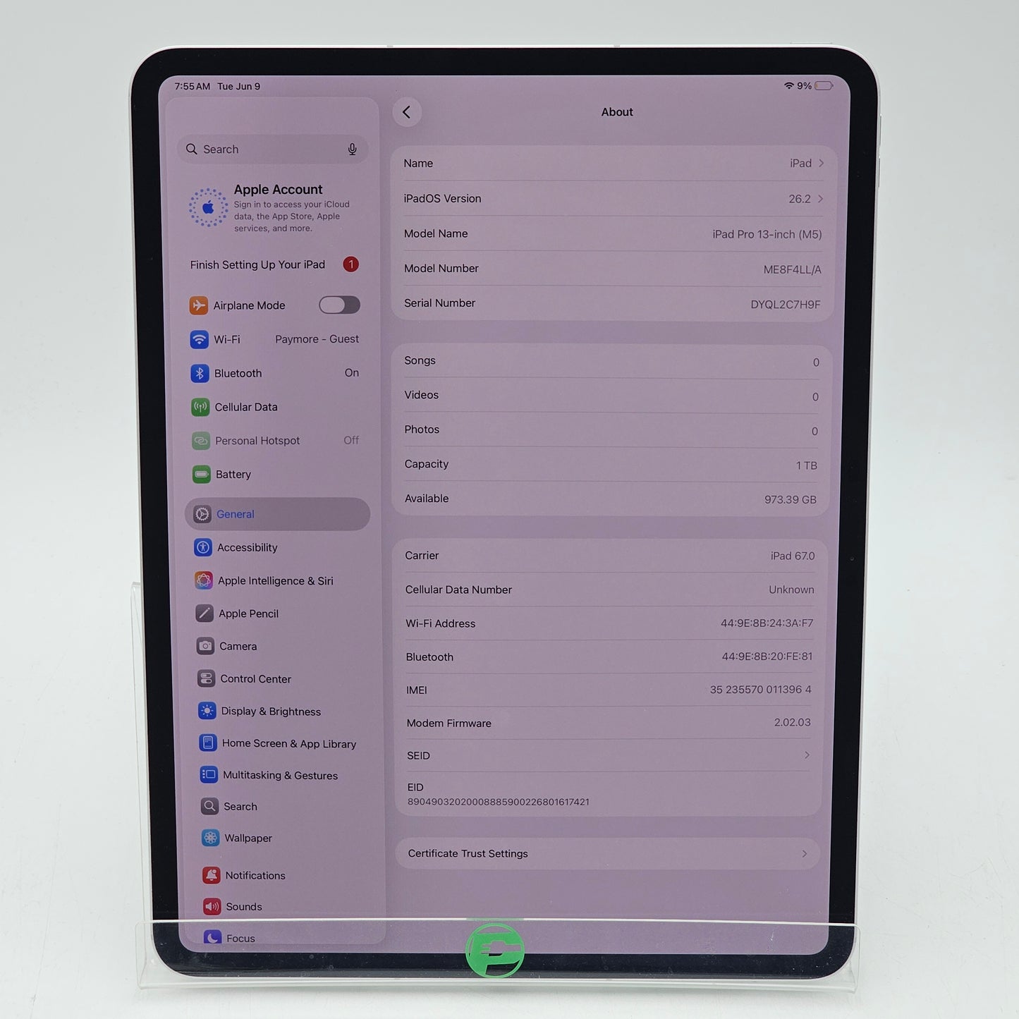 Unlocked Apple iPad Pro 13" M5 1TB Silver ME8F4LL/A