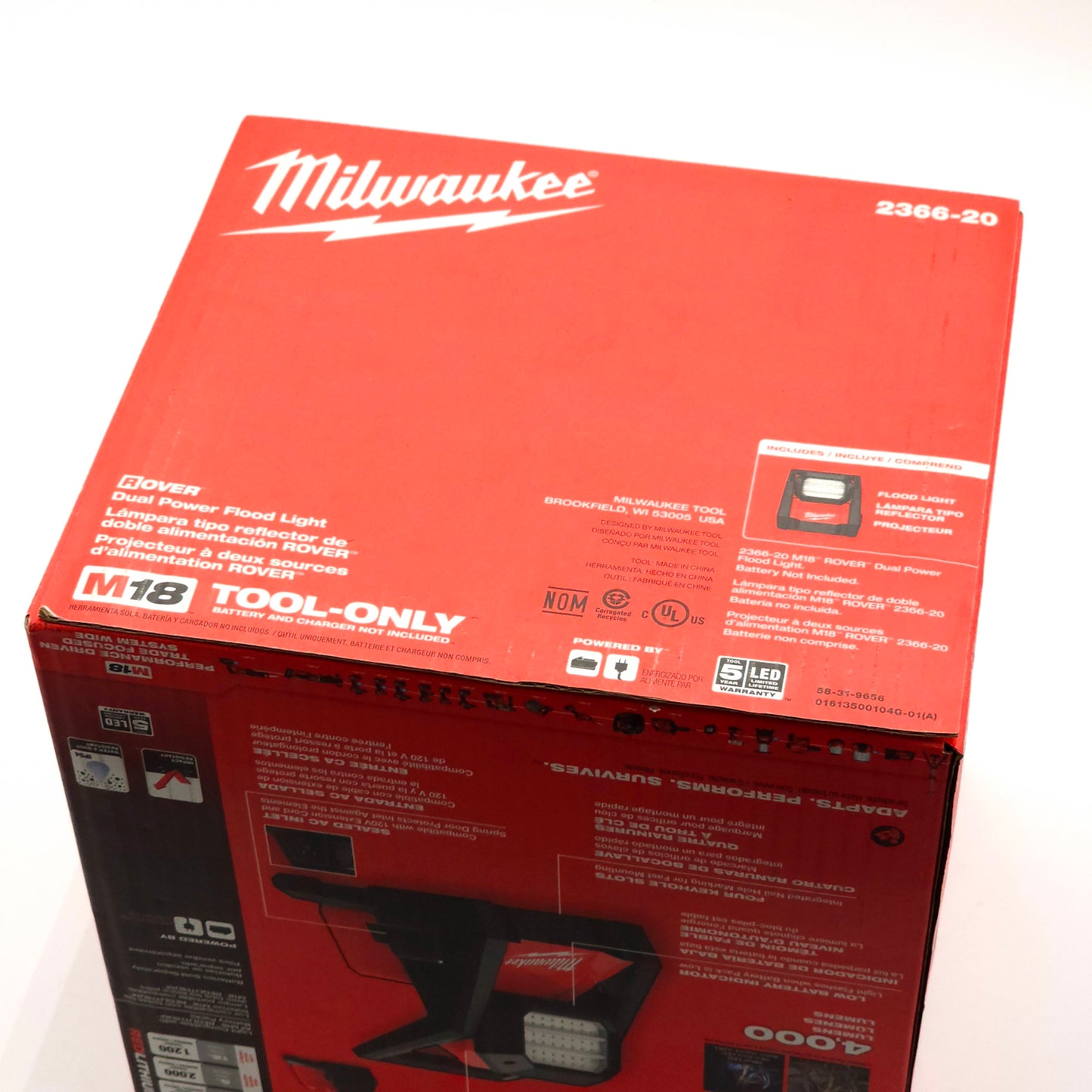 New Milwaukee 2366-20 Rover Dual Power Flood Light M18 Tool Only